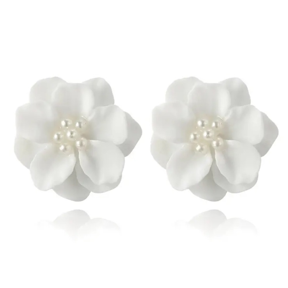White Flower with Pearls Stud Earrings - Picture 6 of 7